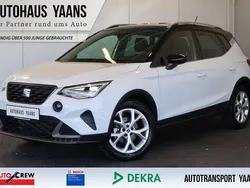 Weiß Gebraucht 2024 Seat Arona FR SUV | 16.389 € (Superpreis)