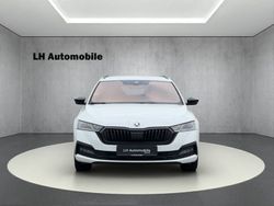 Weiß Gebraucht 2020 Skoda Octavia First Edition Kombi | 23.490 € (Etwas zu teuer)