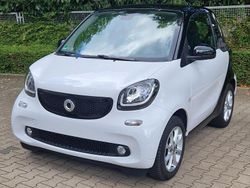 Weiß Gebraucht 2016 Smart ForTwo Coupé Passion Kleinwagen | 8.499 € (Fairer Preis)