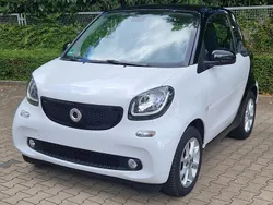 Weiß Gebraucht 2016 Smart ForTwo Coupé Passion Kleinwagen | 8.888 € (Fairer Preis)