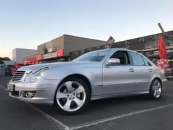 Silber Gebraucht 2007 Mercedes E200 Avantgarde Limousine | 11.011 €