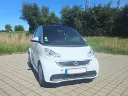 Weiß Gebraucht 2013 Smart ForTwo Coupé Passion Coupé | 5.300 € (Fairer Preis)