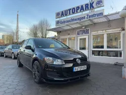 Schwarz Gebraucht 2014 VW Golf VII Comfortline Limousine | 8.300 € (Fairer Preis)