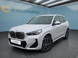 Weiß Gebraucht 2024 BMW iX1 M Sport SUV | 44.899 € (Fairer Preis)