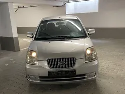 Grau Gebraucht 2004 Kia Picanto Kleinwagen | 1.299 € (Etwas zu teuer)