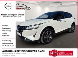 Pearl white/black m Gebraucht 2023 Nissan Qashqai N-Connecta SUV | 23.995 € (Etwas zu teuer)