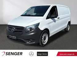 Weiß Gebraucht 2021 Mercedes Vito Van / Kleinbus | 27.906 € (Guter Preis)