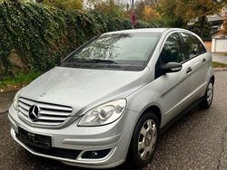 Silber Gebraucht 2007 Mercedes B200 Van / Kleinbus | 1.300 € (Guter Preis)