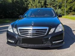 Schwarz Gebraucht 2012 Mercedes E500 Avantgarde Kombi | 11.950 € (Guter Preis)