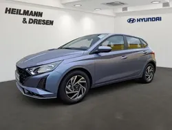 Blau Neu 2025 Hyundai i20 Trend Limousine | 21.950 € (Fairer Preis)