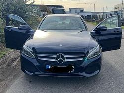 Blau Gebraucht 2016 Mercedes C180 Avantgarde Limousine | 14.900 € (Fairer Preis)