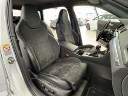 Weiß Gebraucht 2021 Skoda Superb SportLine Kombi | 19.999 € (Superpreis)