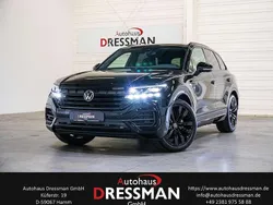 Grenadillschwarz metallic Gebraucht 2023 VW Touareg R-line SUV | 61.448 €