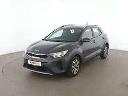 Grau Gebraucht 2022 Kia Stonic Vision SUV | 16.590 € (Fairer Preis)