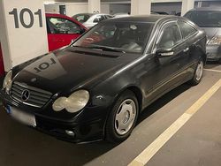 Schwarz Gebraucht 2001 Mercedes C180 Coupé | 2.500 €