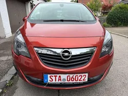 Orange Gebraucht 2012 Opel Meriva Color Edition Van / Kleinbus | 4.999 € (Guter Preis)