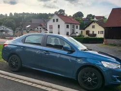 Blau Gebraucht 2016 Citroën C-Elysee I PureTech Limousine | 5.500 € (Fairer Preis)