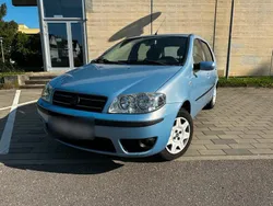 Blau Gebraucht 2005 Fiat Punto Kleinwagen | 2.000 € (Fairer Preis)