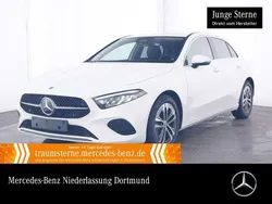 Weiß Gebraucht 2024 Mercedes A180 Advanced Limousine | 28.790 € (Fairer Preis)