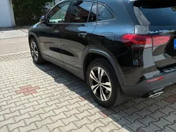 Schwarz Gebraucht 2022 Mercedes GLA250 SUV | 39.900 € (Teuer)