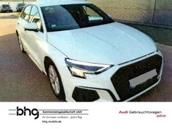 Weiß Gebraucht 2022 Audi A3 Sportback S-Line Limousine | 28.430 € (Fairer Preis)