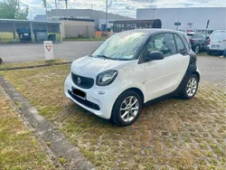 Weiß Gebraucht 2015 Smart ForTwo Coupé Coupé | 5.000 €