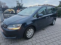 Blau Gebraucht 2013 VW Sharan Trendline Van / Kleinbus | 6.590 € (Fairer Preis)