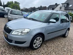 Blau Gebraucht 2011 Skoda Roomster Plus Edition Kombi | 3.999 € (Fairer Preis)