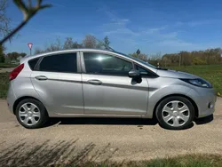 Silber Gebraucht 2011 Ford Fiesta Viva Kleinwagen | 4.200 € (Fairer Preis)