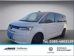 Gebraucht 2023 VW Multivan Basis Kombi | 59.890 € (Guter Preis)