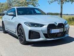 Grau Gebraucht 2023 BMW i4 Performance Limousine | 49.500 € (Fairer Preis)