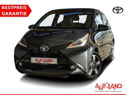 Schwarz Gebraucht 2017 Toyota Aygo Kleinwagen | 10.990 € (Teuer)