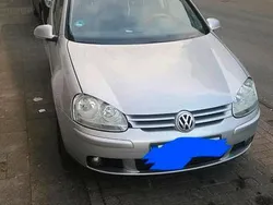 Grau Gebraucht 2004 VW Golf V Kleinwagen | 1.500 € (Superpreis)