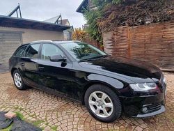 Schwarz Gebraucht 2009 Audi A4 Attraction Kombi | 8.000 € (Etwas zu teuer)