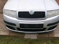 Silber Gebraucht 2005 Skoda Fabia Limousine | 1.450 € (Fairer Preis)