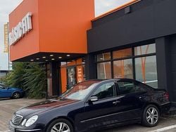 Blau Gebraucht 2003 Mercedes E240 Limousine | 5.900 € (Fairer Preis)