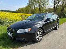 Schwarz Gebraucht 2009 Volvo V70 Momentum Kombi | 9.800 € (Guter Preis)