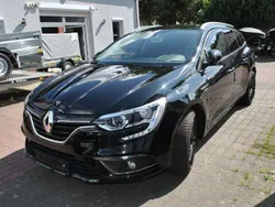 Schwarz Gebraucht 2020 Renault Mégane GrandTour LIMITED Deluxe Kombi | 14.999 € (Guter Preis)
