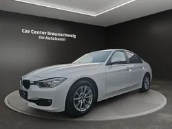 Weiß Gebraucht 2013 BMW 320 M Sport Limousine | 14.999 € (Fairer Preis)