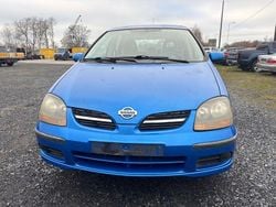 Blau Gebraucht 2001 Nissan Almera Tino Visia Van / Kleinbus | 850 € (Guter Preis)