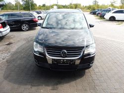 Schwarz Gebraucht 2007 VW Touran Highline Van / Kleinbus | 5.900 € (Etwas zu teuer)