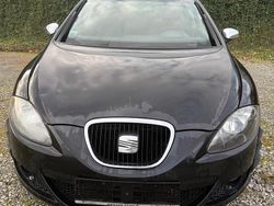 Schwarz Gebraucht 2005 Seat Leon Limousine | 1.100 € (Guter Preis)