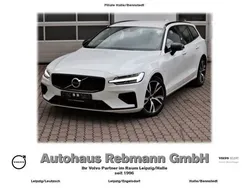 Weiß Gebraucht 2021 Volvo V60 R-Design Kombi | 30.890 € (Guter Preis)