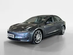 Grau Gebraucht 2021 Tesla Model 3 Performance Limousine | 29.127 € (Guter Preis)