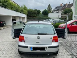 Silber Gebraucht 1999 VW Golf IV Kleinwagen | 1.800 € (Fairer Preis)