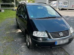 Schwarz Gebraucht 2009 VW Sharan Van / Kleinbus | 7.500 €