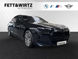 Carbonschwarz metallic Gebraucht 2023 BMW i7 M Sport Limousine | 91.888 € (Guter Preis)