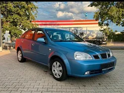 Blau Gebraucht 2004 Chevrolet Nubira Limousine | 799 €