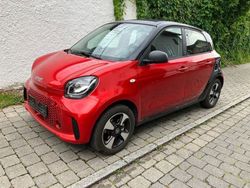 Rot Gebraucht 2021 Smart ForFour Electric Drive Kleinwagen | 11.980 € (Teuer)