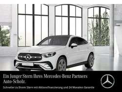Weiß Gebraucht 2023 Mercedes GLC300e AMG Coupé | 89.991 €